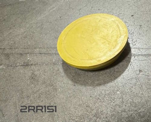 Picture of StarEV OEM 2RR151 Yellow PLUG- HIGH SPEED Differential Plug for Classics (except 6P)