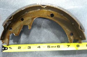 Picture of StarEV OEM 2SH030 SHOE -REAR Brake (short pad) for Deluxe Bus, 14P M-Series, AK / AP, Enclosed Bus and U-Series.